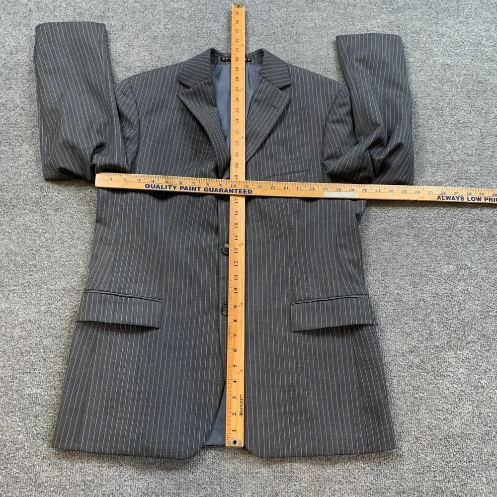 Vintage Hugo Boss Blazer Mens 38S Short Gray Wool Rossellini Pinstripe 3-Button